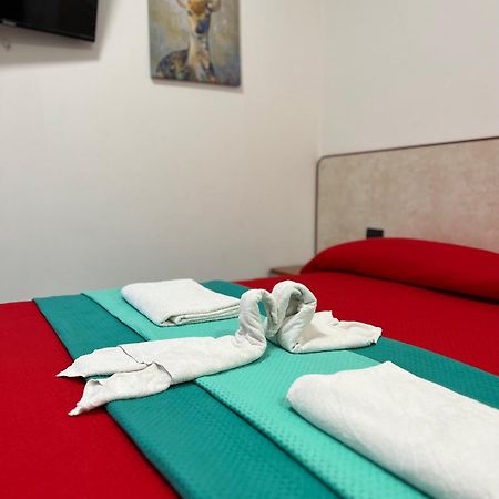 Hotel Miro リミニ エクステリア 写真